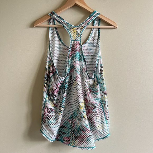 Prana Tilko Breezie Workout Tank Top in Dragonfly Paradise Womens Size S - Picture 4 of 4